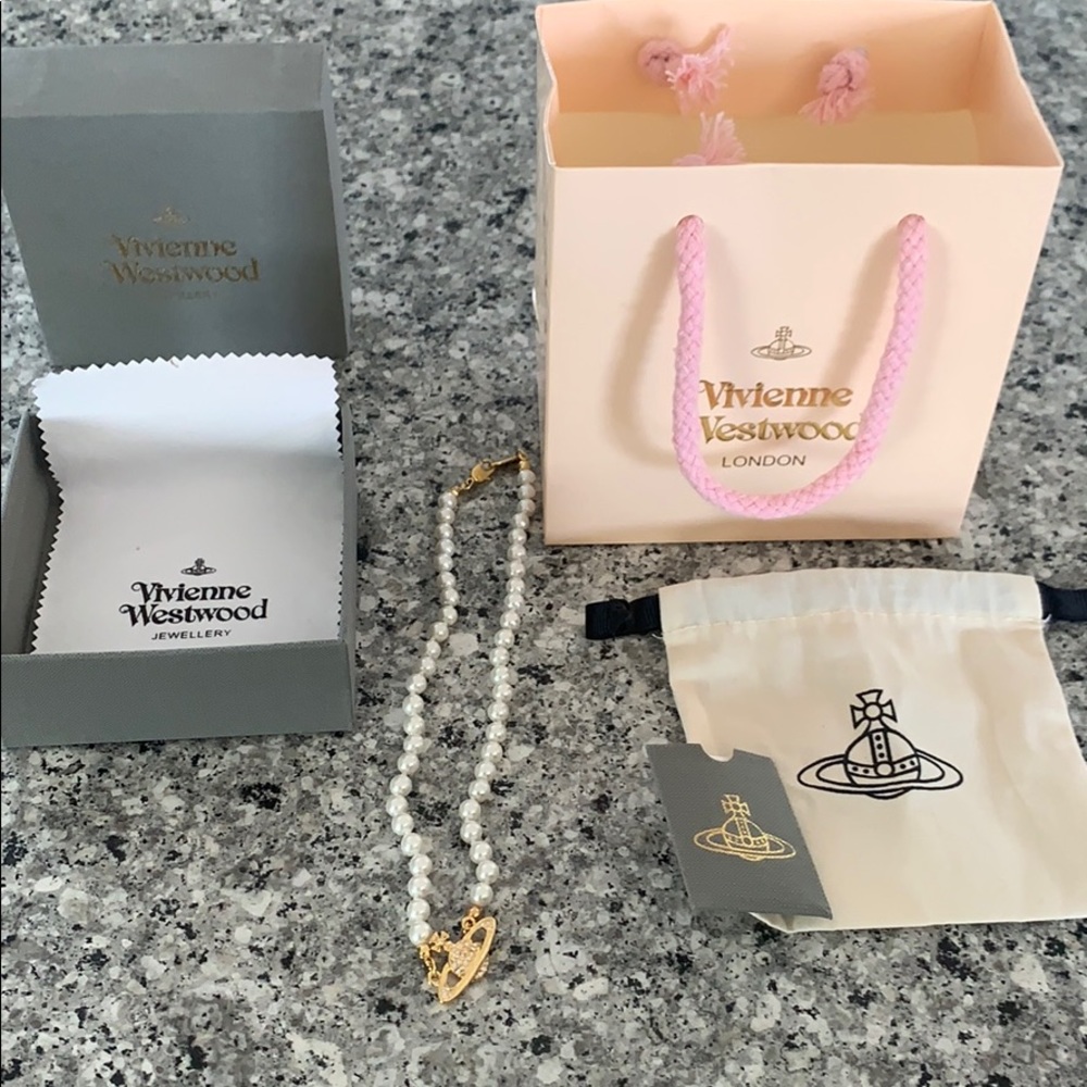 Vivienne Westwood necklace (Authentic)